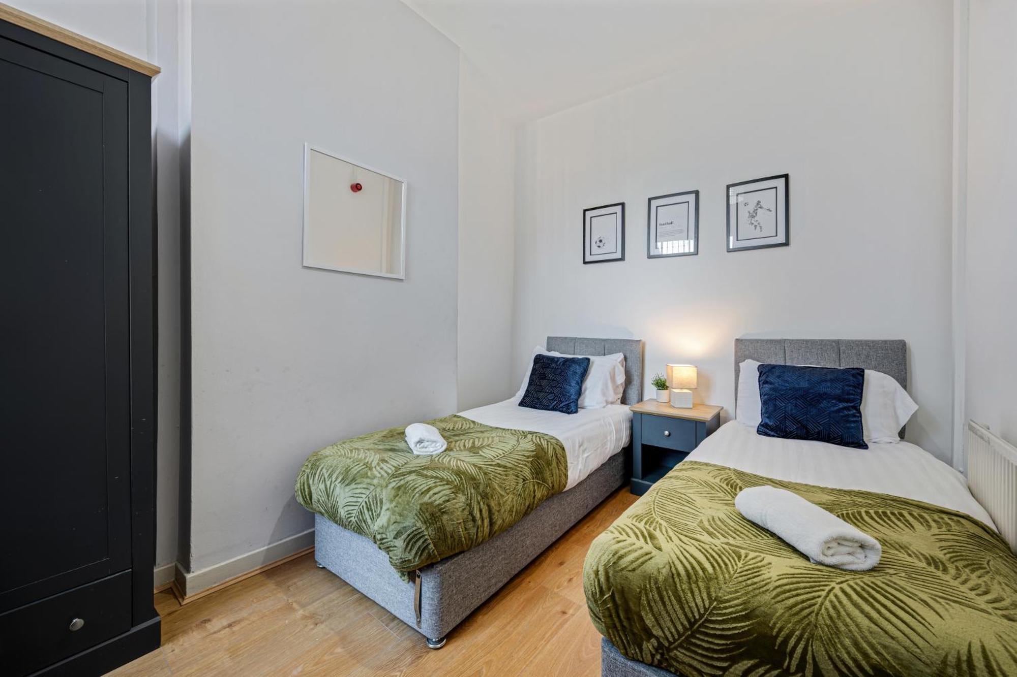 Thirlmere House - Air Host & Stay - 5 Bedrooms Liverpool Dış mekan fotoğraf